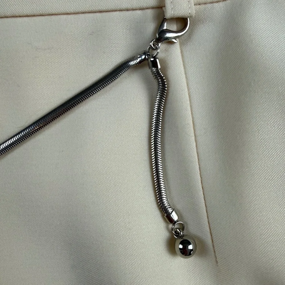 Vintage Escada Virgin Wool Pencil Skirt Womens 8‎ Cream Chain Detail Classic NWT